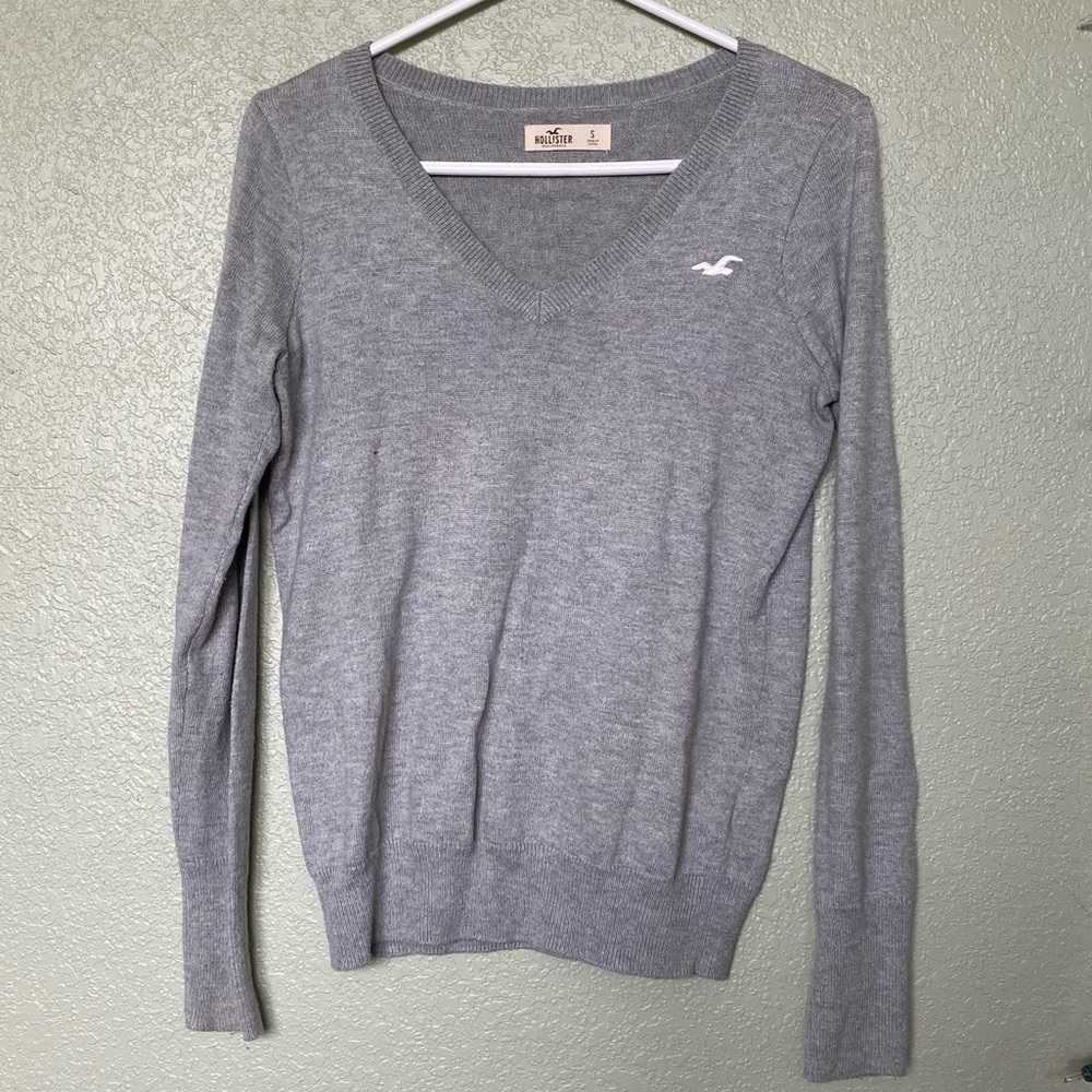 Hollister V-Neck Sweater